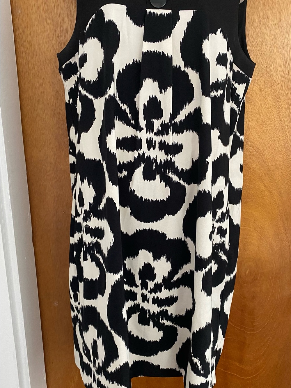 Black & White Floral Shift Dress